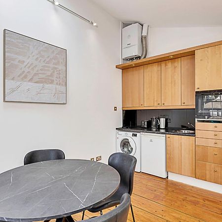 Beautiful One-Bedroom Apartment In Central London Exteriör bild