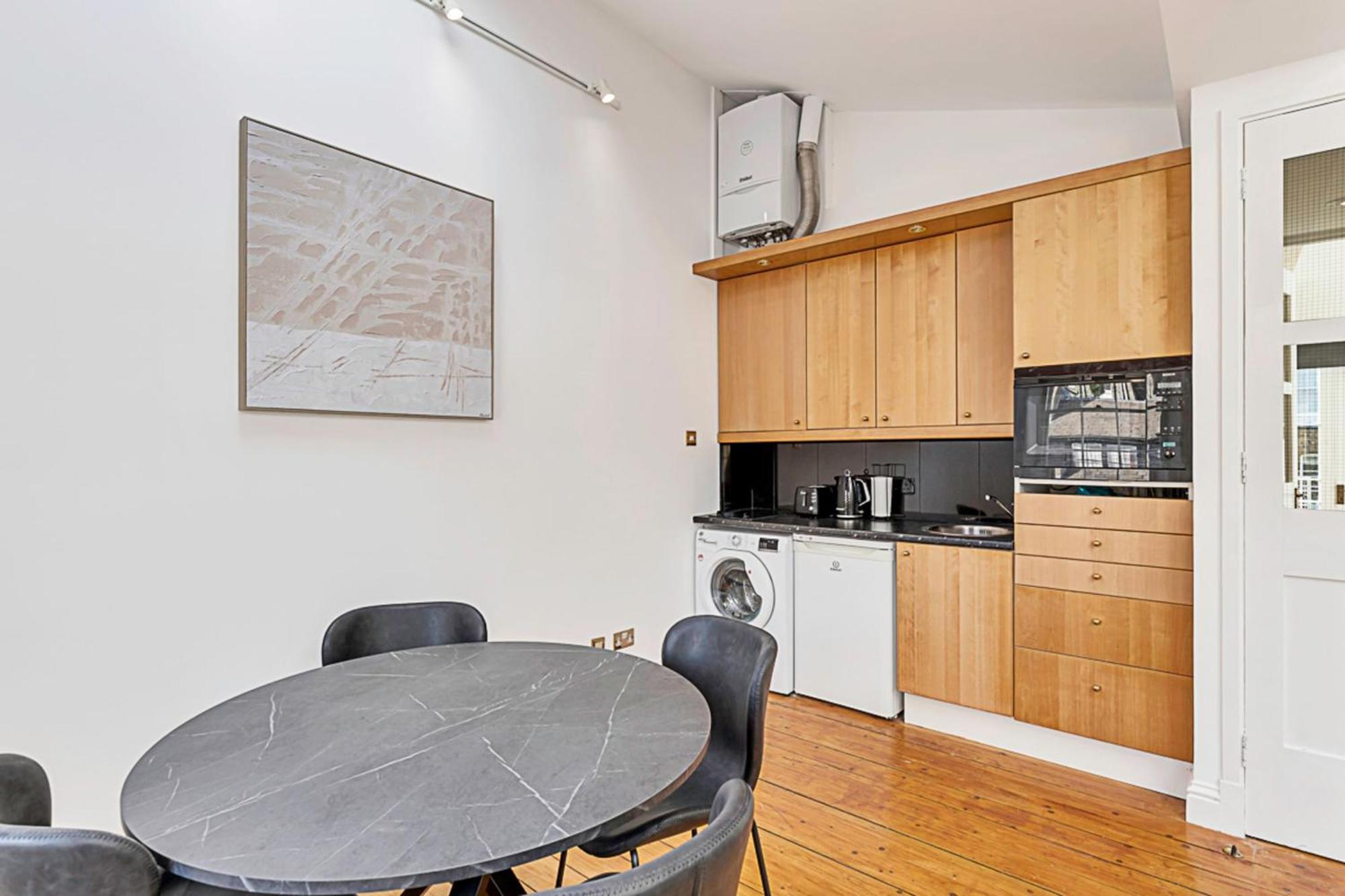 Beautiful One-Bedroom Apartment In Central London Exteriör bild