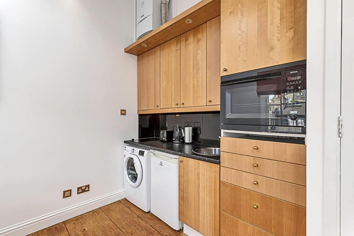 Beautiful One-Bedroom Apartment In Central London Exteriör bild