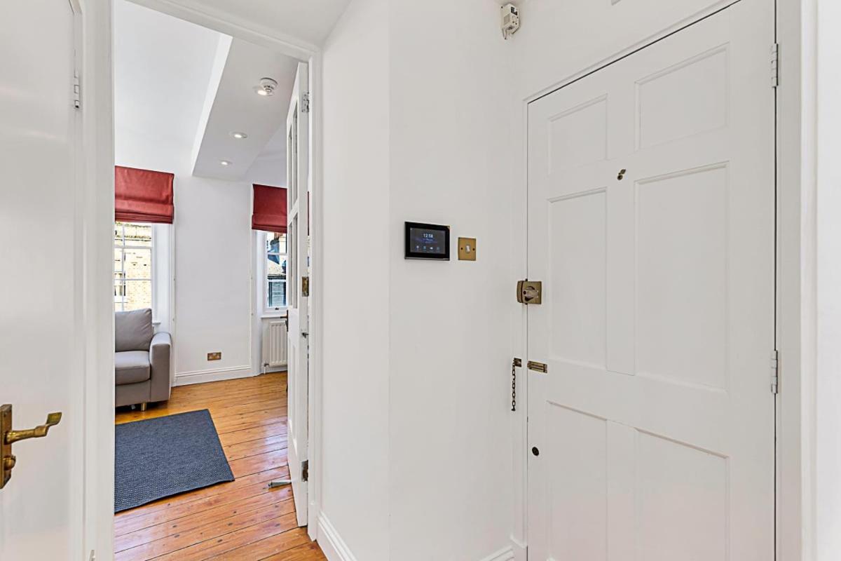 Beautiful One-Bedroom Apartment In Central London Exteriör bild